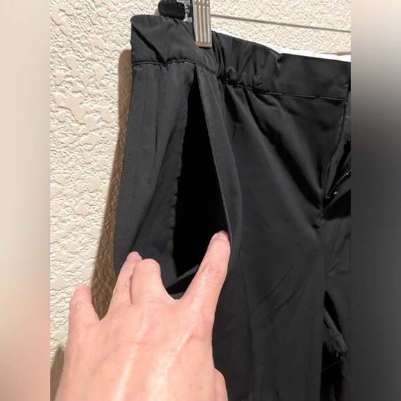 NWT Alo Yoga Flip It Trousers in Black Size L - Picture 12 of 16